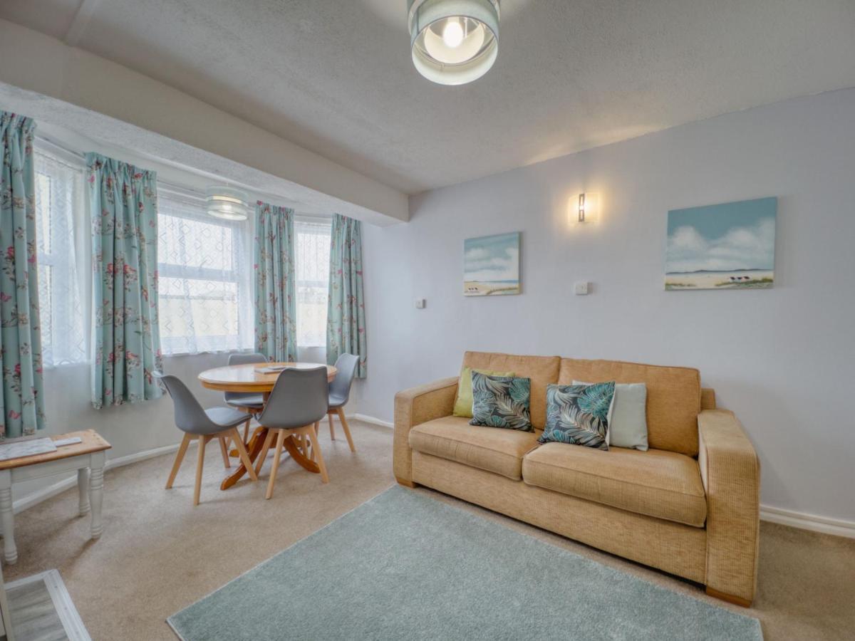 Apartment 7 - 1 Bedroom Sea Front Location - Step Free Access From Rear - Free Parking Paignton Exterior photo